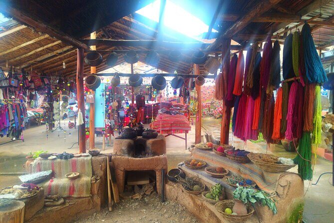 Private Day Tour Chinchero Salt Mines of Maras and Moray - The alpaca weaving stop at the Mercado de Artesanías