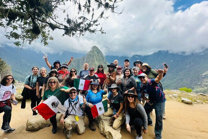 Private Guide to Machu Picchu Historic Shrine - Admission included: why the $90 per group pricing can be a win