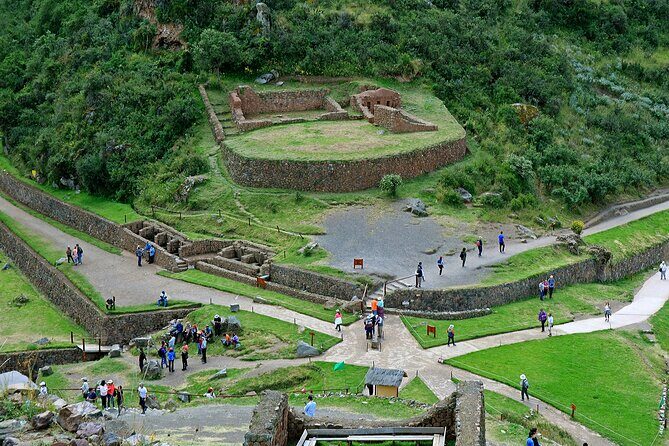 Private Tour 2 Days 1 Night Sacred Valley and Machupicchu by Train - Ollantaytambo Archaeological Park: the Inca city planning you can still see