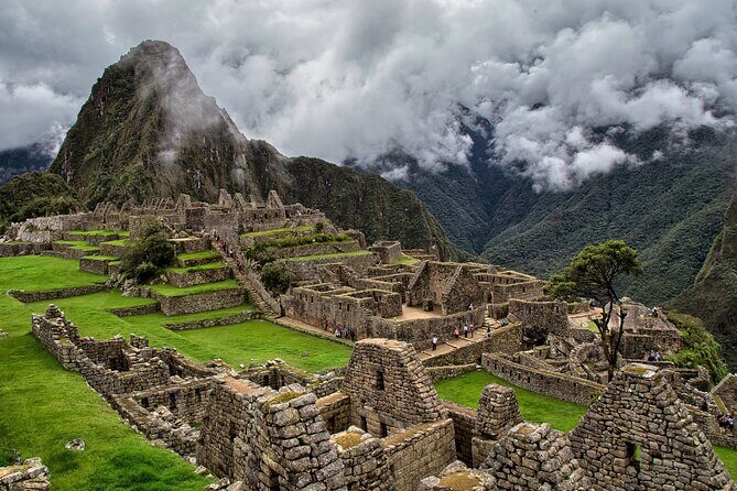 Private Tour 2 Days 1 Night Sacred Valley and Machupicchu by Train - Awana Kancha: animals first, then textiles and culture