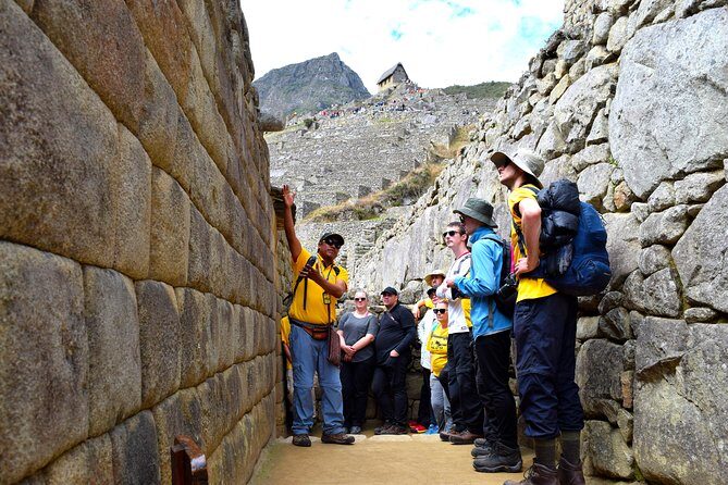Private Tour, Full Day Machu Picchu with Lunch - Lunch included: keeping the day from unraveling