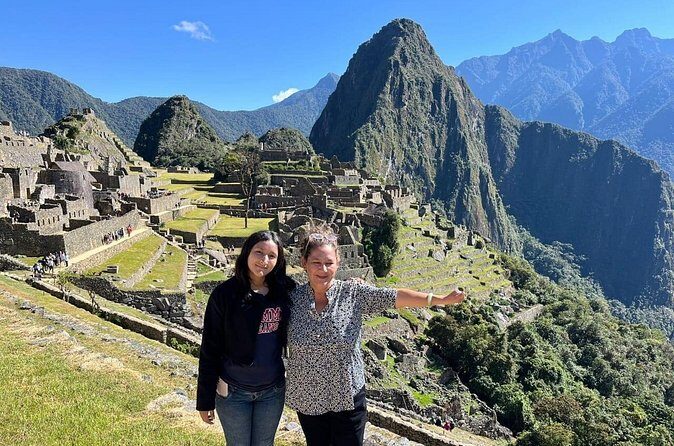 Private Tour in Machu Picchu - Train to Aguas Calientes: The Scenic Waiting Game, Done Efficiently