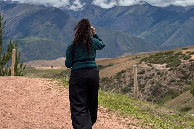 Private tour of Sacred valley: Pisac, Ollantaytambo and Chinchero - Stop 2: Pisac Town Jewelry Workshops and Andean Silverwork