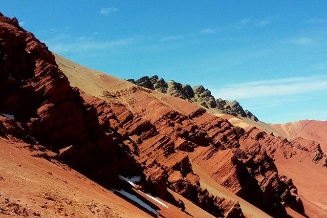 Rainbow Mountain and Red Valley - Private Service - Oxygen + a Pro Guide: Why the Day Feels Manageable