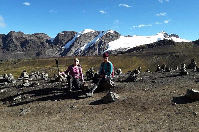 Rainbow Mountain by Car and Motorcycle - Guides and safety: oxygen, first-aid, and Alfredo’s attentive style