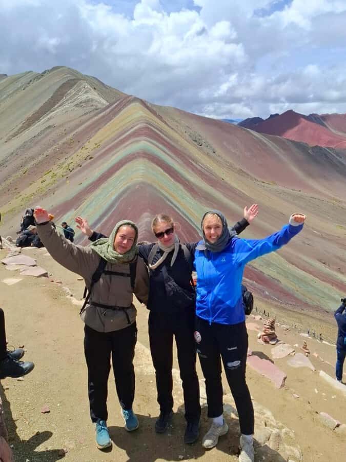 Rainbow Mountain Cusco Tour + Breakfast and lunch - Altitude comfort and safety: bring the right gear
