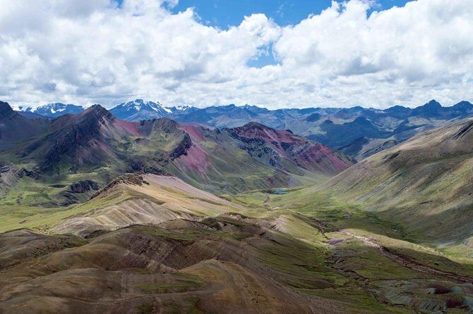 Rainbow Mountain Day Trip from Cusco – Full Day Guided Adventure - The full-day route: Quesiuno breakfast, the climb, then Hanchipacha lunch