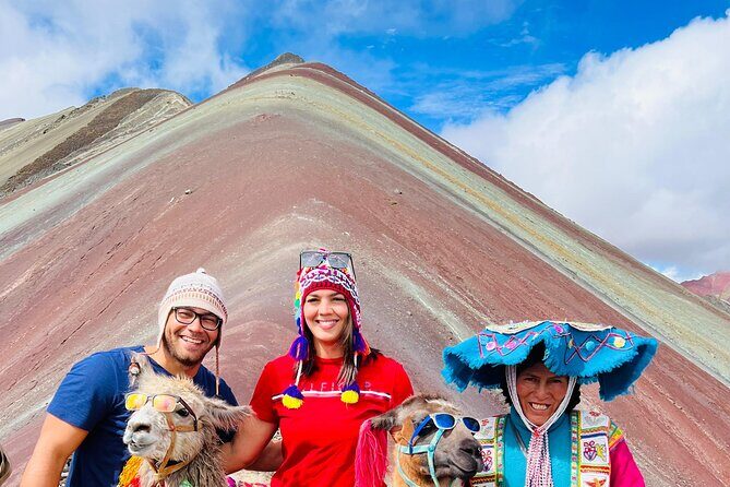 Rainbow Mountain Easy Tour Cusco - The return to Cusco: lunch, time to warm up
