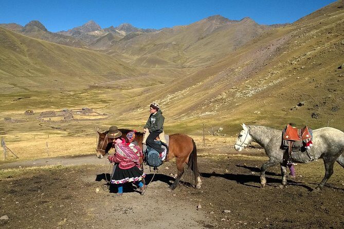 Rainbow Mountain - Full Day (Group Tour) - Getting to the trail: pickup, drive, and altitude reality