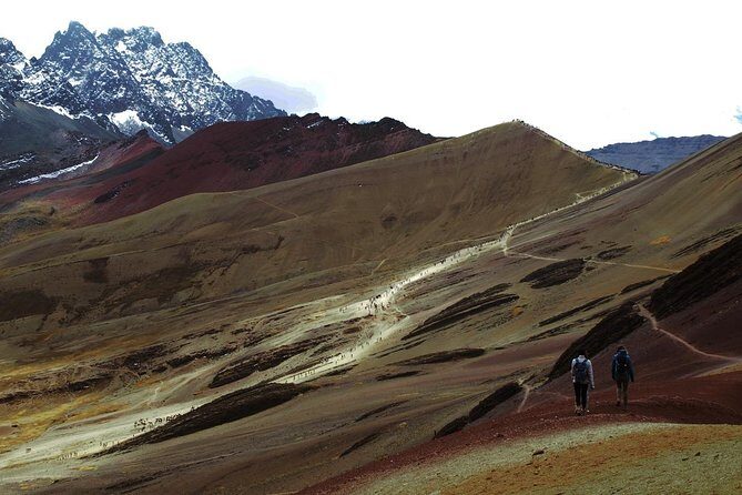Rainbow Mountain Hike: 1 FULL DAY - The parking lot briefing to the climb: how the 2.5 hours plays out