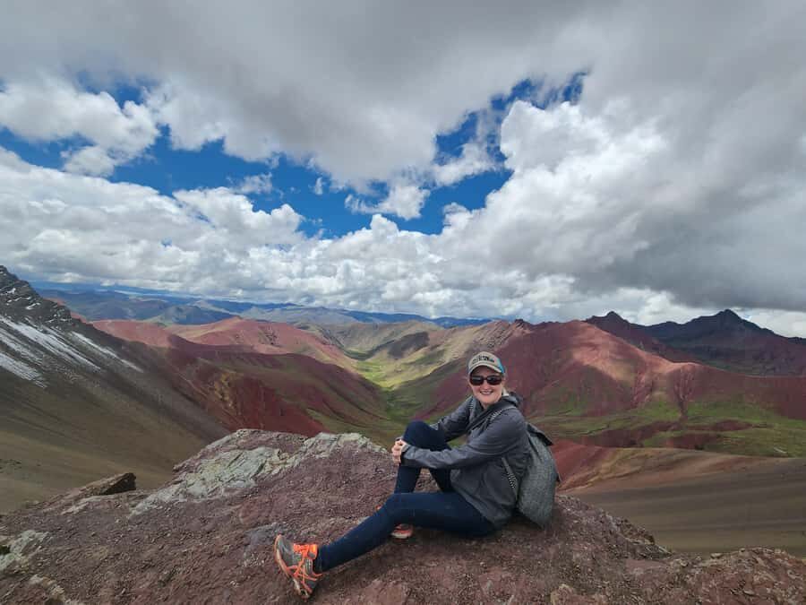 Rainbow Mountain Tour and optional visit to the Red Valley - Optional Red Valley: how the extra walking changes the day