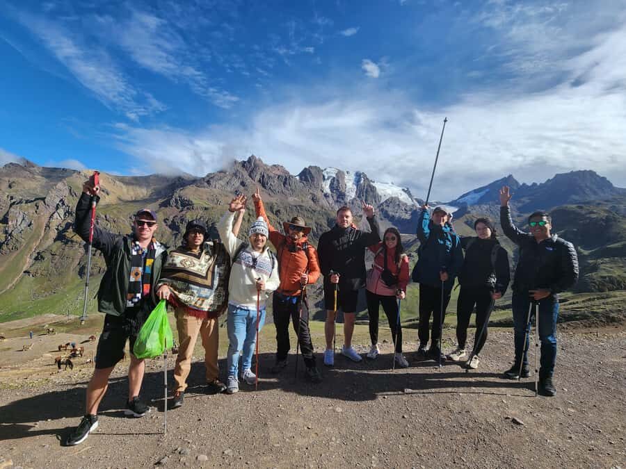 Rainbow Mountain Tour and optional visit to the Red Valley - Cost and value: what you pay for at $25, and what comes later