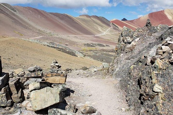 Rainbow Mountain Tour with Short Hike - Hiking poles, oxygen, and first aid: what support looks like in real life