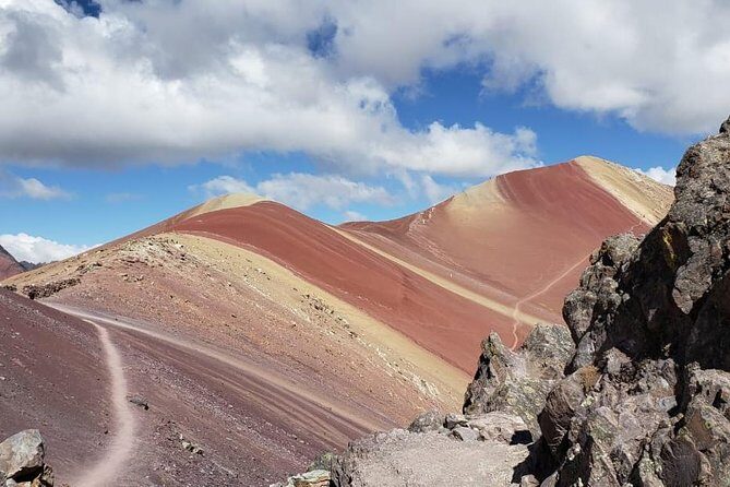 Rainbow Mountain Tour with Short Hike - Meals included: breakfast and lunch as altitude survival tools