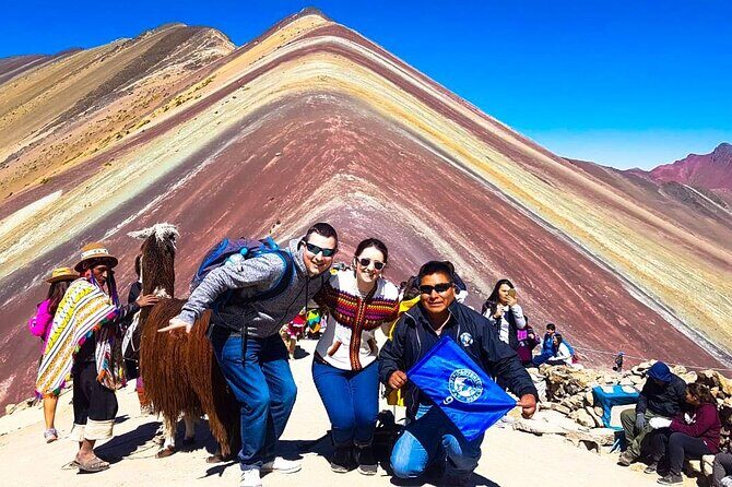 Rainbow Mountain - Vinicunca Full Day - The small group size (up to 14) and why it changes your hike