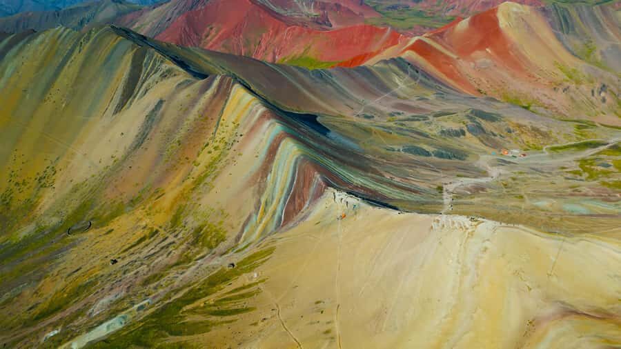 rainbown mountain Vinicunca 1 day - Breakfast on the road: fueling for a high-altitude hike