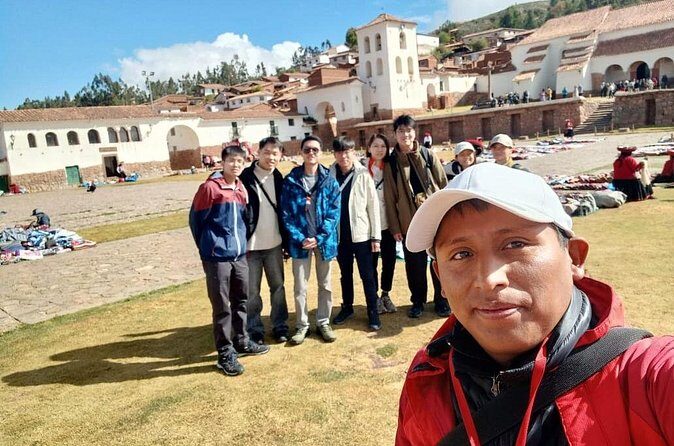 Sacred Valley: 5 Iconic Sites in One Day Including Maras & Moray - Urubamba lunch: A buffet that keeps the day on track
