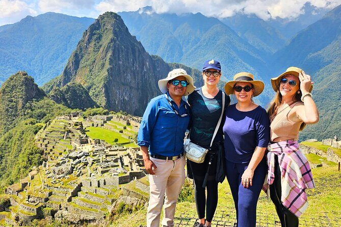 Sacred Valley and Machu Picchu 2 Day Tour with Accommodation - Key things that make this tour work