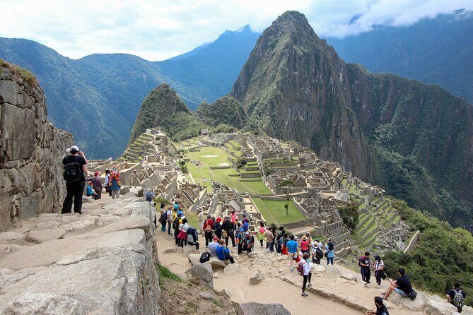 Sacred Valley and Machu Picchu 2 Day Tour with Accommodation - Ollantaytambo fortress and the living town streets