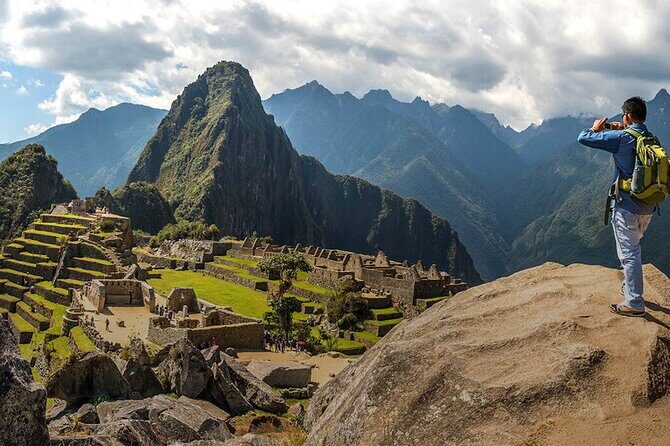 Sacred Valley and Machu Picchu 2 Day Tour with Hotel - Machu Picchu day: early start, guided walk, big payoff