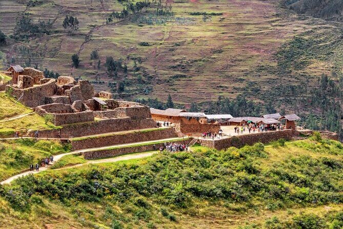 Sacred Valley and Machu Picchu Excursion 2 days / 1 night - Day 1 in the Sacred Valley: Pisac, Urubamba, Ollantaytambo