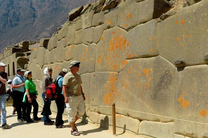 Sacred Valley and Maras and Moray Full Day with Small Group Tour - Stop 2: Salinas de Maras salt mines and the centuries of work
