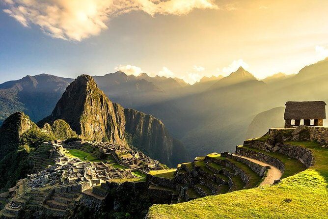 Sacred Valley Connection to Machu Picchu (2 Days) - Overnight in Aguas Calientes: included lodging, included support