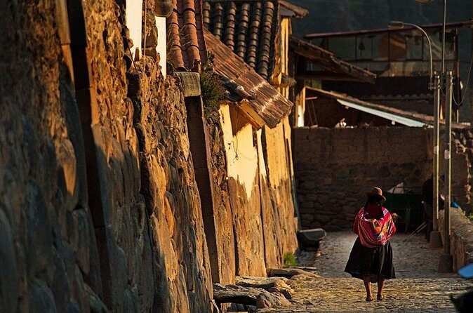 Sacred Valley: From Ollantaytambo & Urubamba - Private Tour - Stop 3: Maras salt mines—where the famous photo actually makes sense