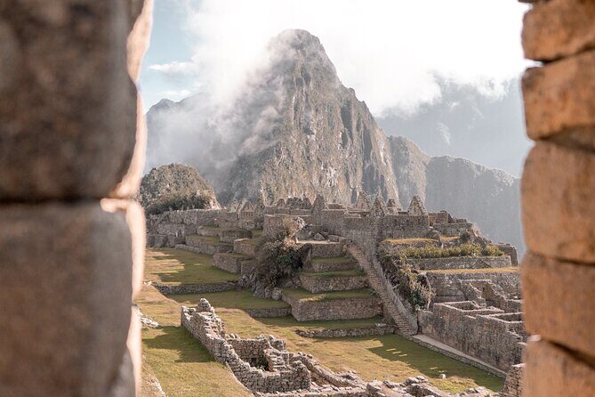 Sacred Valley Machu Picchu Tour (2 Days) - Pisac: Flea Market Time and an Inca Site That Really Scales Up