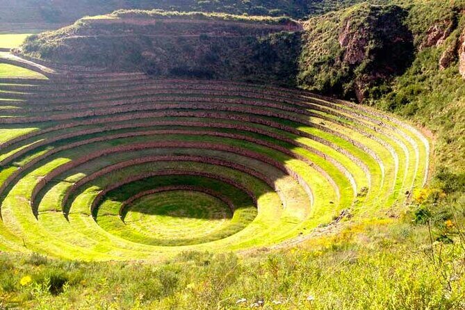 Sacred Valley, Machupicchu and Rainbow Mountain Tour / 3 Days - The Included Panoramic Train Ride: Why Ollantaytambo Matters