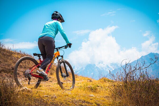 Sacred Valley Maras Moray Private Bike Tour from Cusco - Laguna de Huaypo: where the day slows down