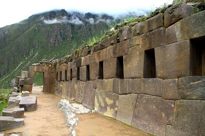 Sacred Valley of the Incas - Group Service - Guide quality and small-group attention: where the trip gets better
