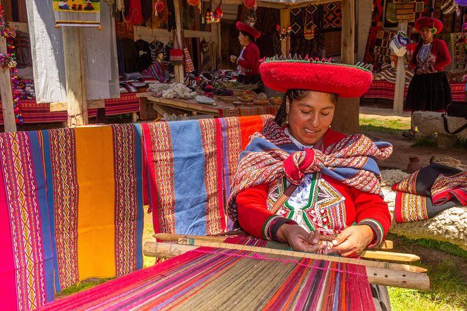 Sacred Valley - Pisac and Ollantaytambo day tour - The weaving house and dyeing demo: culture that’s better when you ask questions
