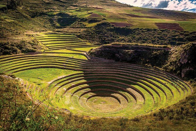 Sacred Valley Plus 1 Day: Maras, Moray, Pisac, Chinchero & Ollantaytambo - Maras Salt Mines: The View and the System Behind It