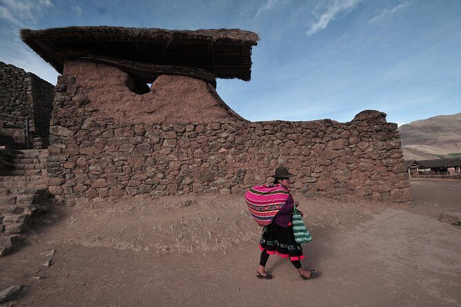 Sacred Valley to Machu Picchu Superior - Day 1: Cusco pickup and Pisac’s ruins above the town