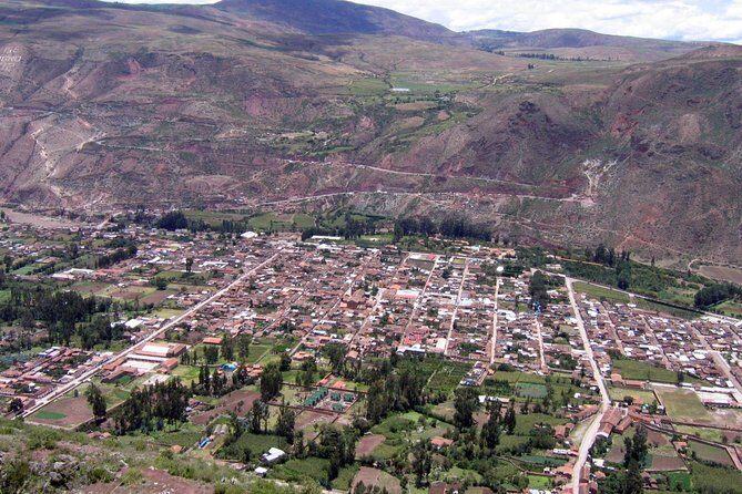 Sacred Valley Tour from Cusco: Pisac, Ollantaytambo & Inca Ruins - Chinchero: Sunday market culture, rainbow legends, and Lake Piuri views