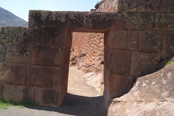Sacred Valley Tour with Pisac Ruins: Private Full-Day - Ollantaytambo: Living Inca Neighborhoods and Massive Stonework