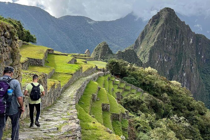 Short Inca Trail to Machu Picchu 2 Days and 1 Night - Machu Picchu morning: guided citadel walk with real coverage