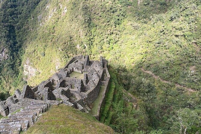 Short Inca Trail to Machu Picchu - Intipunku to Aguas Calientes: the panoramic pay-off