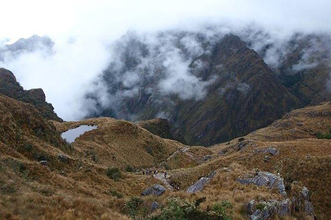 Small Group: 4-Day Inca Trail Trek to Machu Picchu - Day 1: Wilka Rakay and Wayllabamba camp (first ruins, first altitude test)