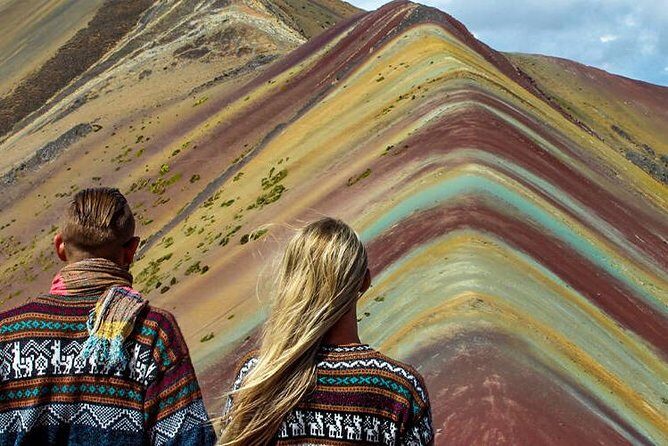 Small Group to the Rainbow Mountain Max. 6 Hikers - Why Rainbow Mountain from Cusco Feels Different (and Better)