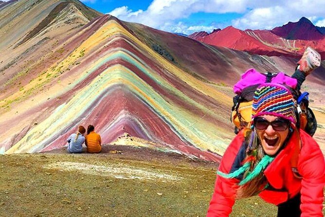 Small Group to the Rainbow Mountain Max. 6 Hikers - At the Top for About an Hour: Vinicunca Colors and Photo Time