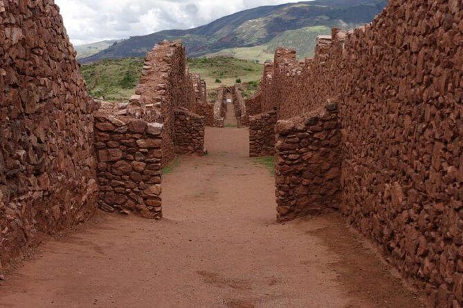 South Valley Private Tour from Cusco (full day) - Stop 1: Tipón terracing and sacred water engineering