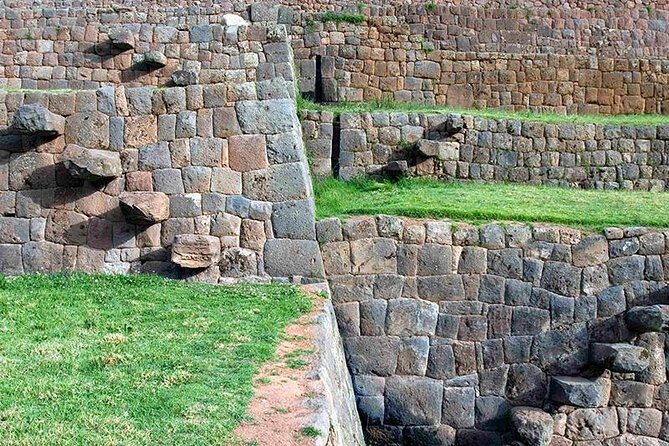 South Valley Private Tour from Cusco (full day) - Stop 3: Andahuaylillas and the Sistine Chapel of America feeling