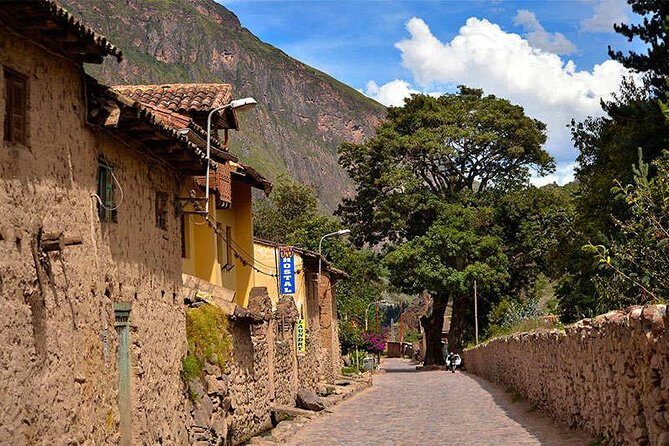 Super Sacred Valley: Chinchero - Salt Mines - Moray & Ollantaytambo - The guide and driver factor: why this route feels smooth