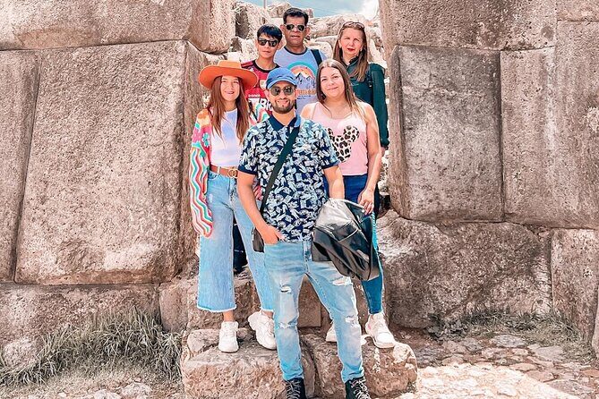 Tour 6 Days in Machu Picchu, Rainbow Mountain and Humantay Lagoon - Sacred Valley VIP Day 2: Chinchero, Maras salt pans, Moray, and Ollantaytambo