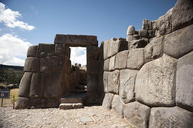 tour Cusco the Inca City - Stop 5: Tambomachay’s Water-Cult Purpose and Resting Place