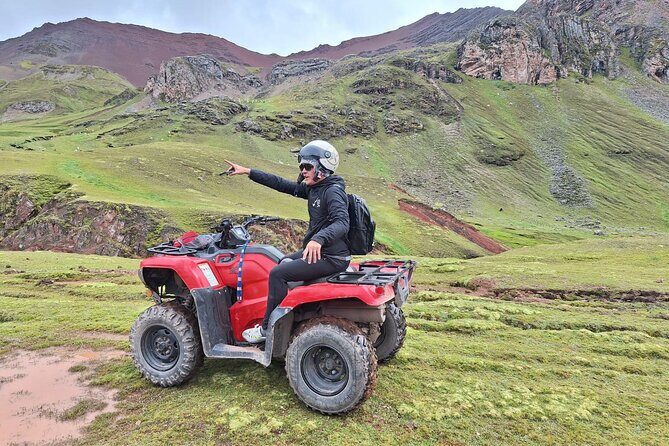 Tour EN Cuatrimoto POR la Montaña 7 Colors Hike 5 Minutes - Key highlights before you commit