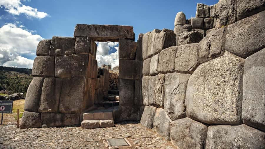 Tour of the most important points in the city of Cusco. - Price and Ticket Reality: What $25 Really Covers