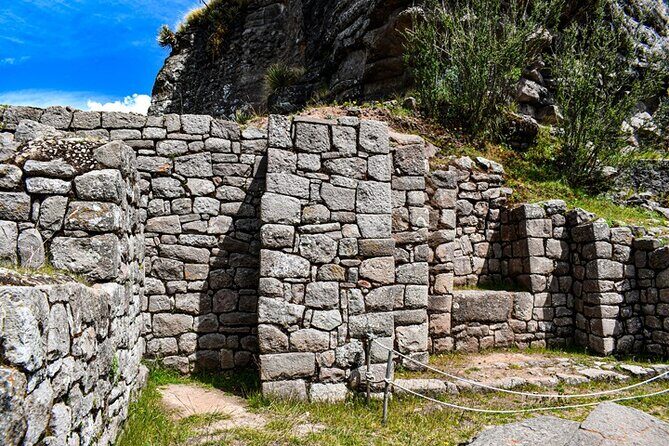 Tour to the Waqrapukara Archaeological Complex from Cusco - Early 4:00 am start from Cusco: what the day really feels like